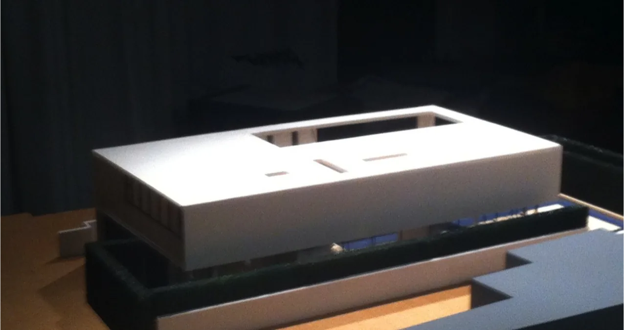 Model of The Cresta project by Jonathan Segal showing a flat roof and an open rectangular courtyard.