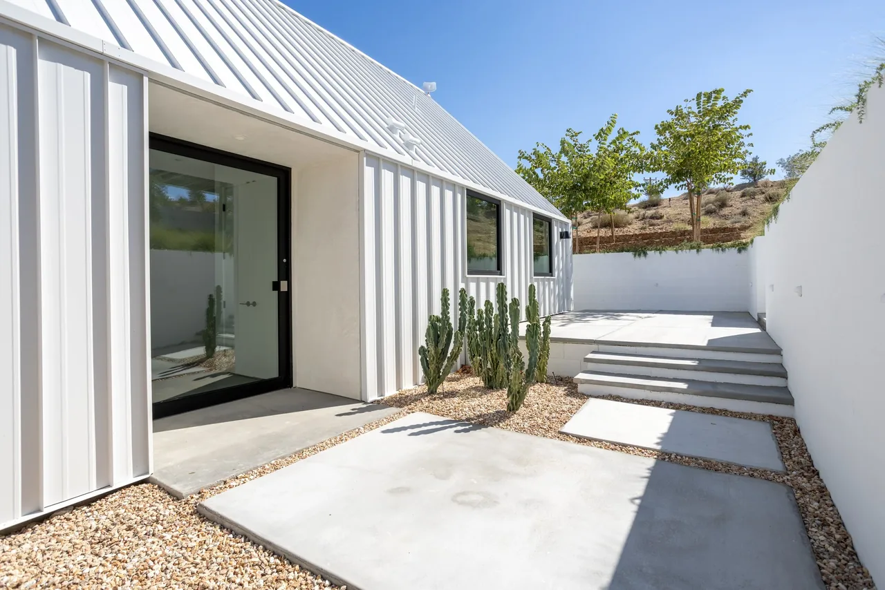 alta guesthouse photo 10