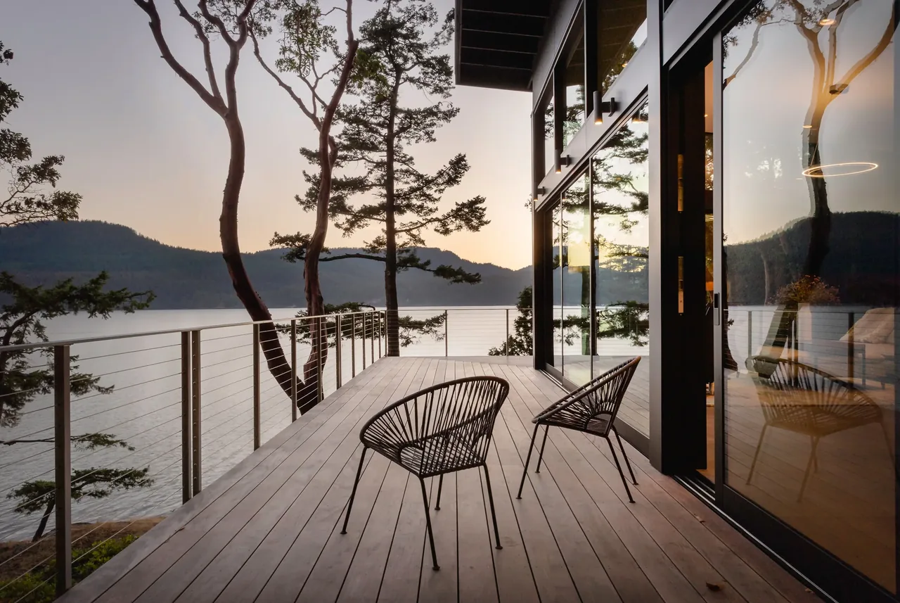 OTTER COVE HOUSE