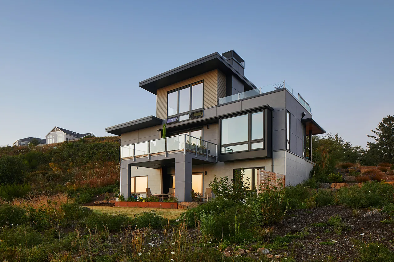 Home by Giulietti Schouten Weber Architects