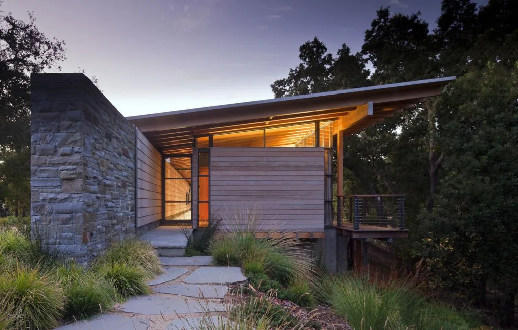 Home by Bohlin Cywinski Jackson