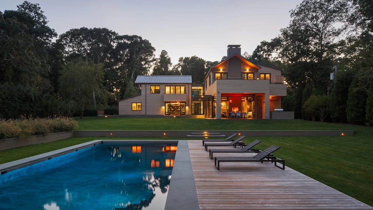 Home by CCS Architecture