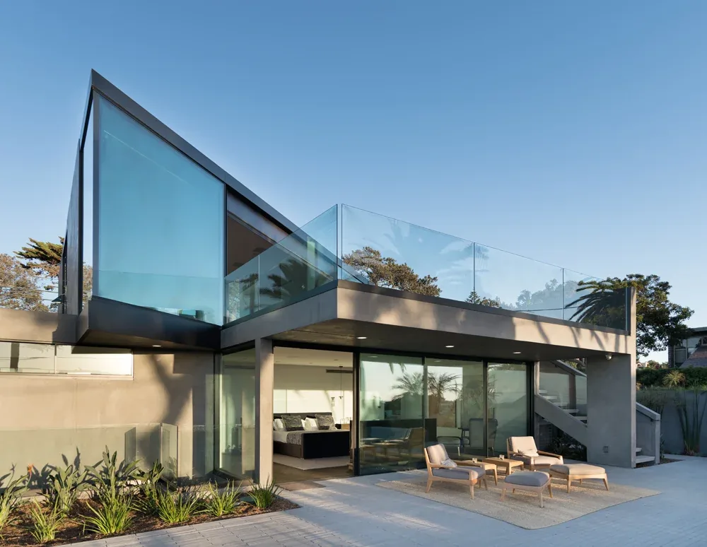 Project by Batter Kay Associates